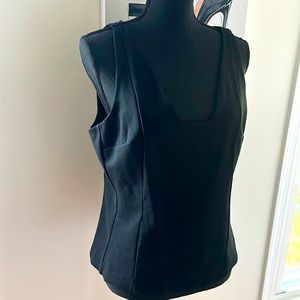 Express tank, black, size large. Very comfy great for the office
